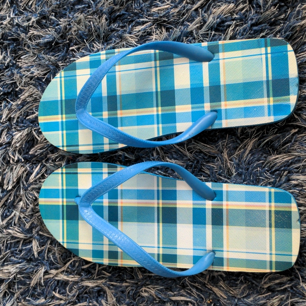 New men's flip flops